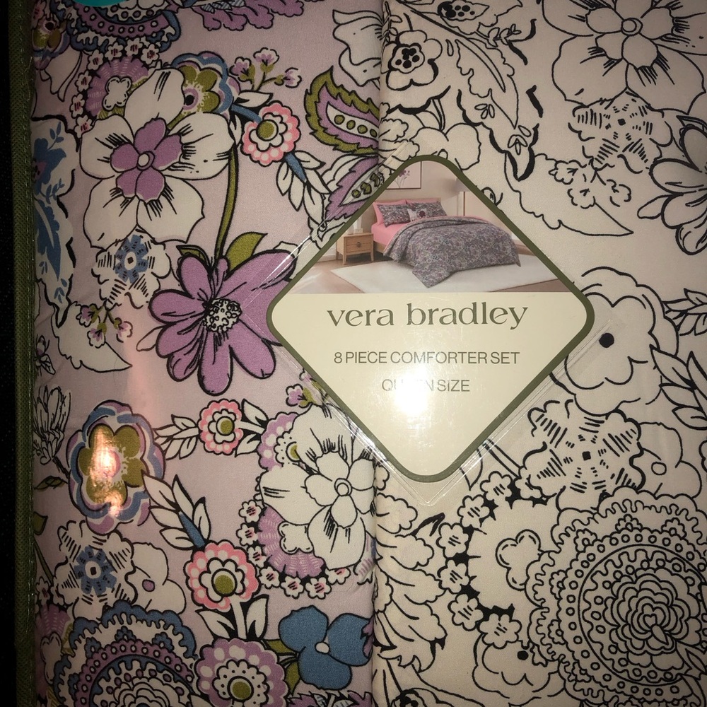 🌸 Vera Bradley Reversible Floral Comforter Set  including sheets& pillowcases